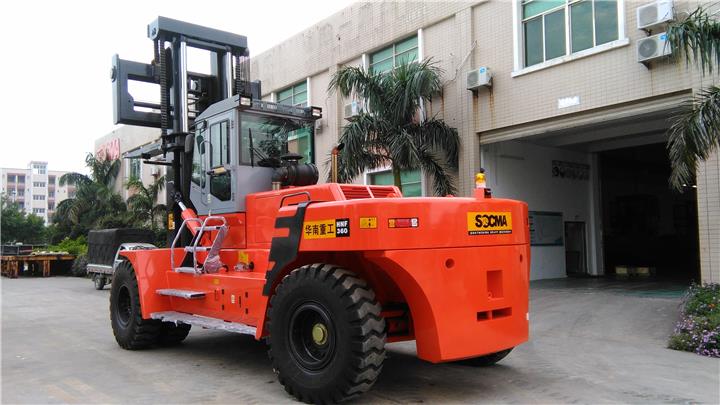 40 Ton Forklift