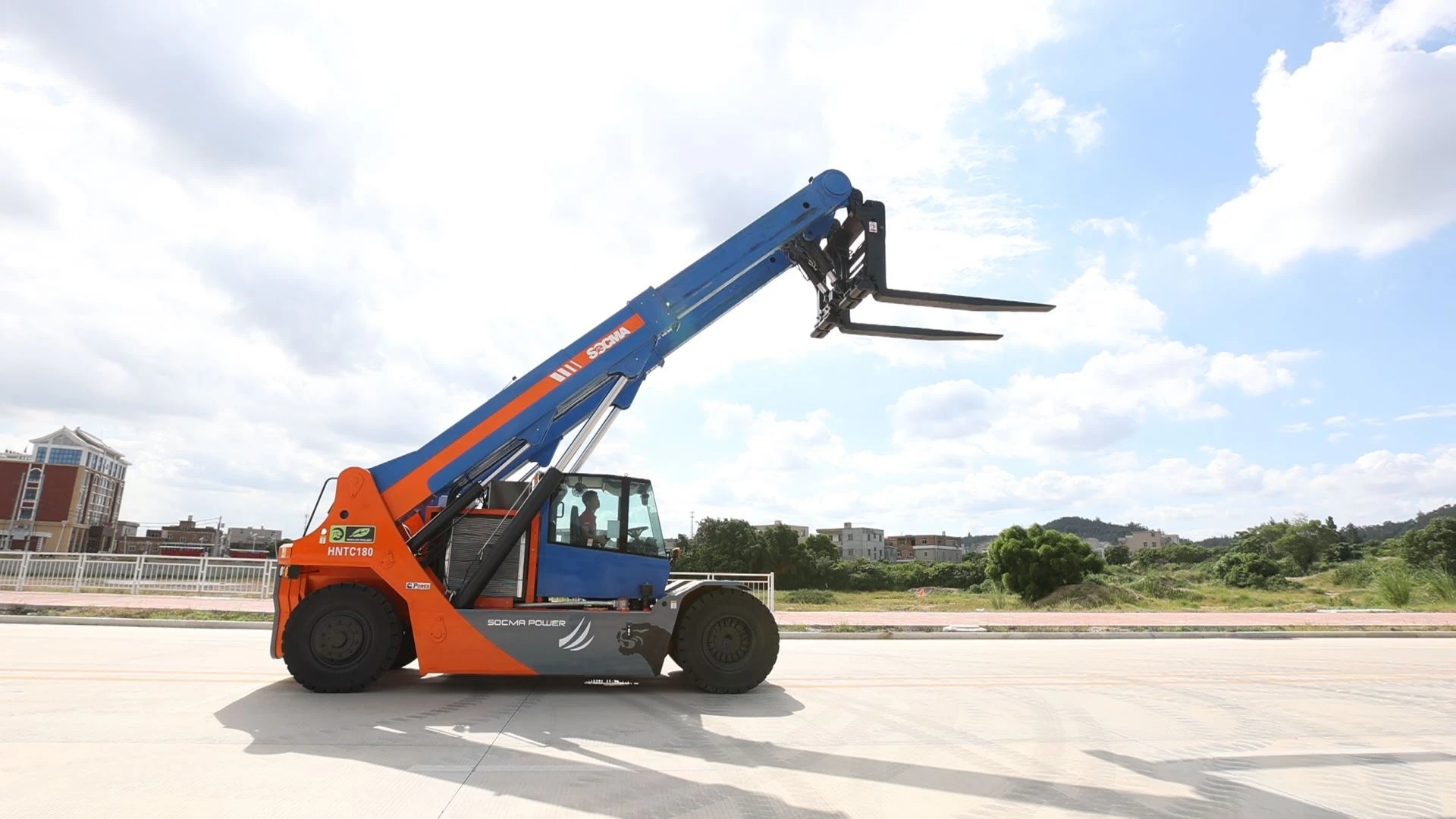 SOCMA heavy telehandler