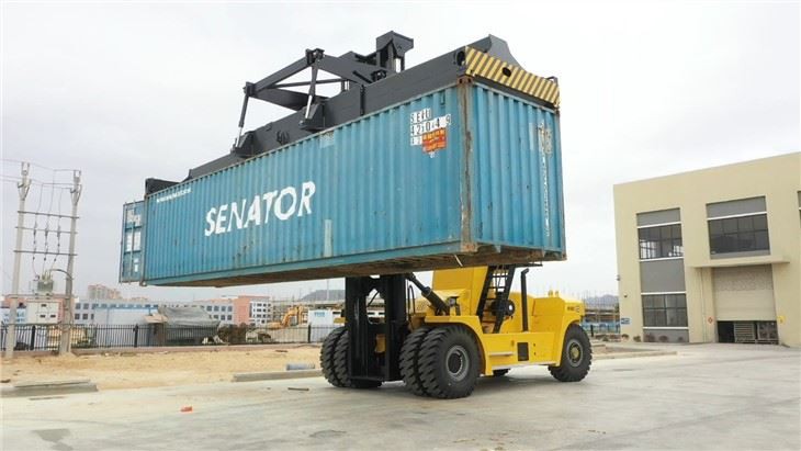 container lifting forklift